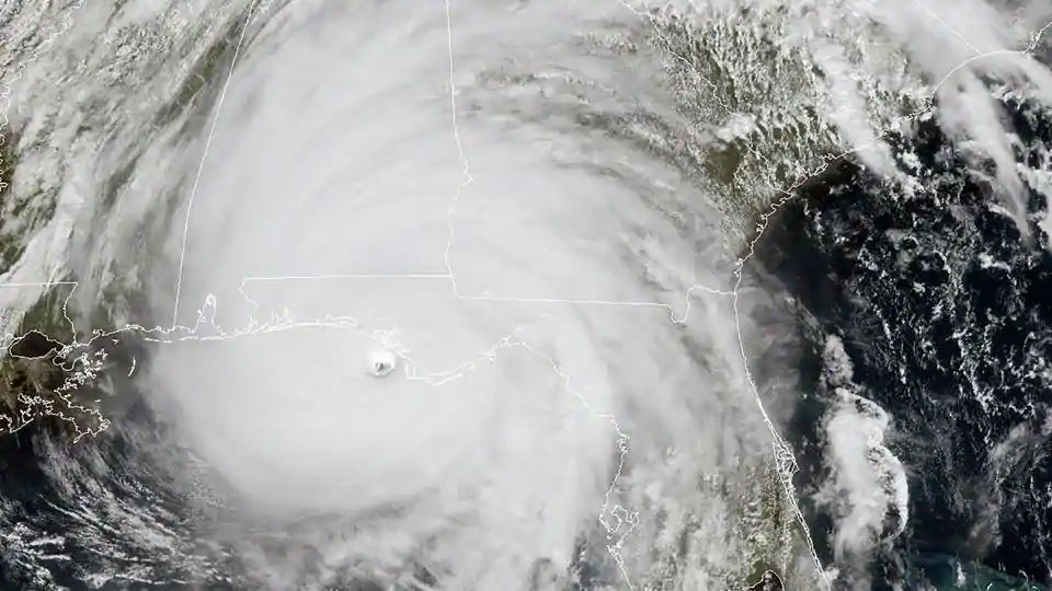 El monstruoso huracán Michael.